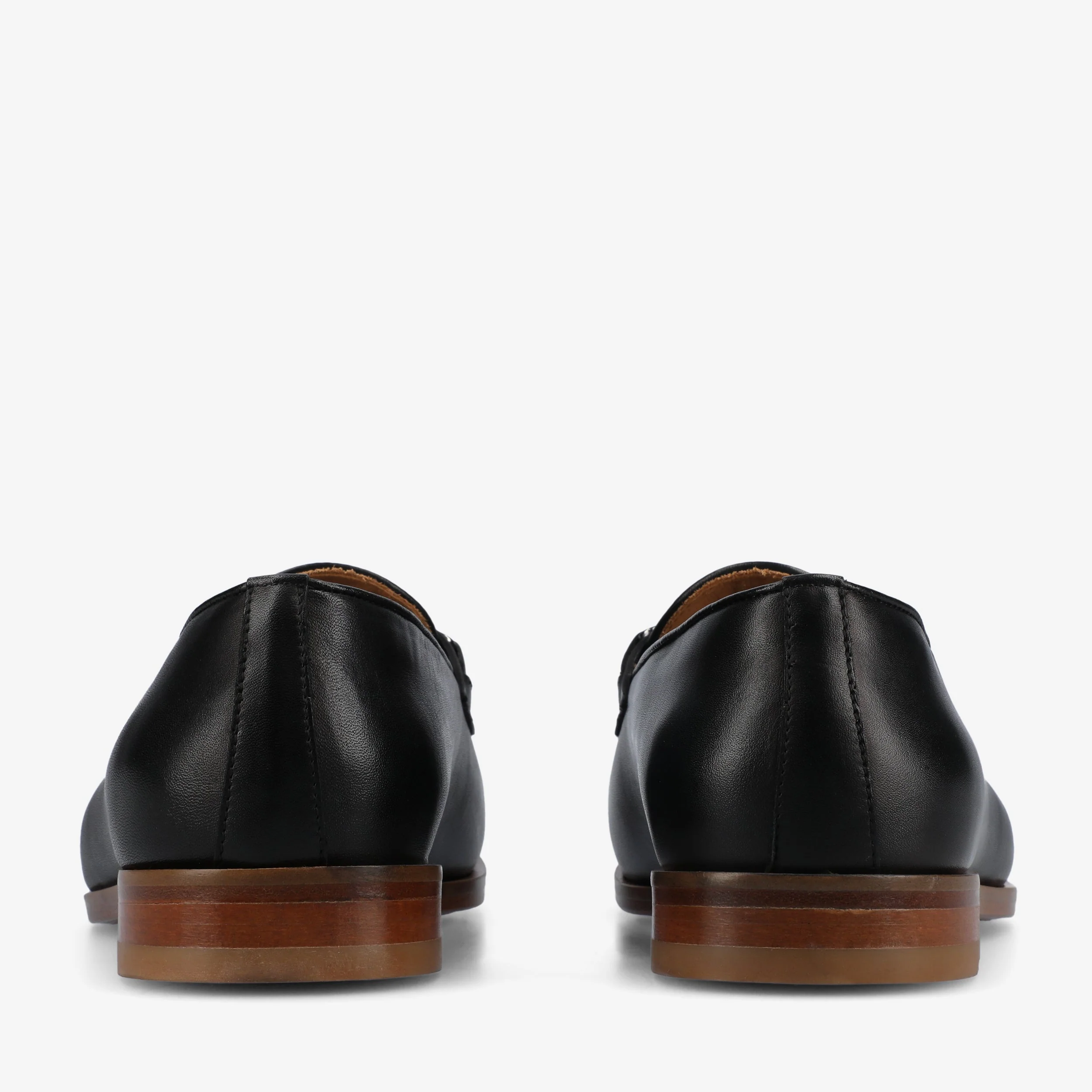 The Russell in Black - Image 6